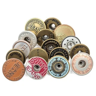 Buton antic de blugi de cupru