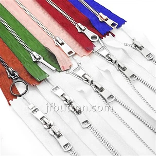 Zipppers metalice deschise pentru jachete